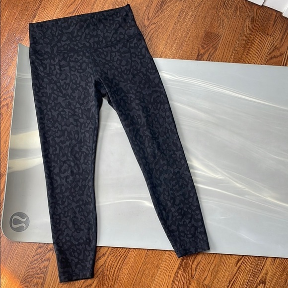 lululemon athletica Pants - Lululemon I 10